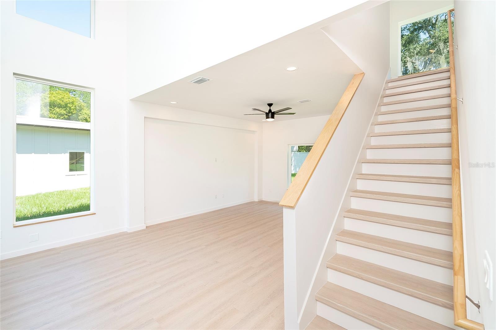 ARTESIA SUB - Residential