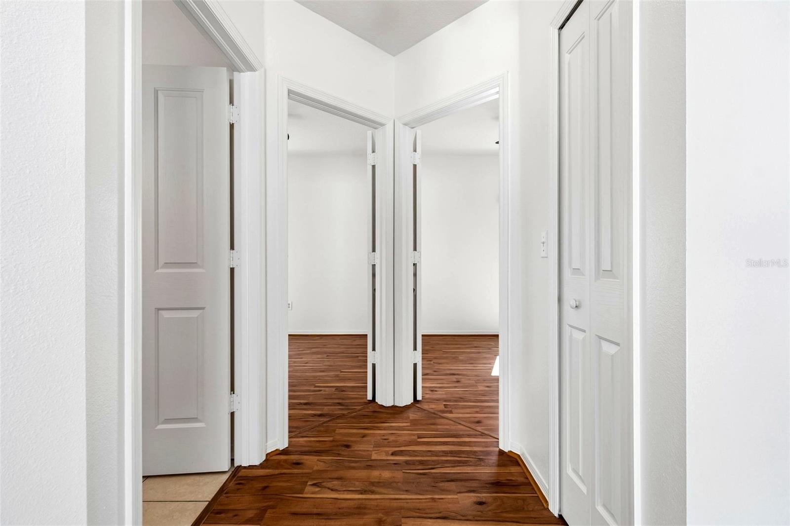 RANDOM OAKS PH 02 UNIT 01 - Residential