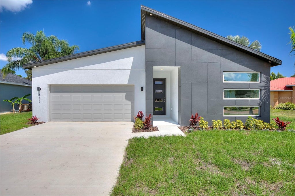 Photo of 113 Victoria Lane, Haines City, FL 33844 (MLS # O6449480)