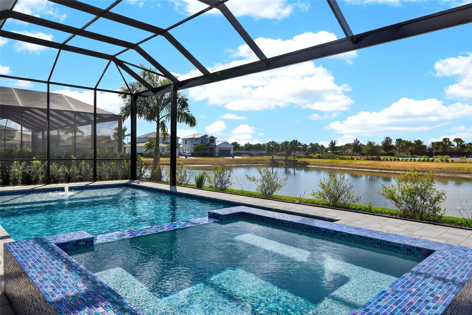 ISLES AT LAKEWOOD RANCH - Residential