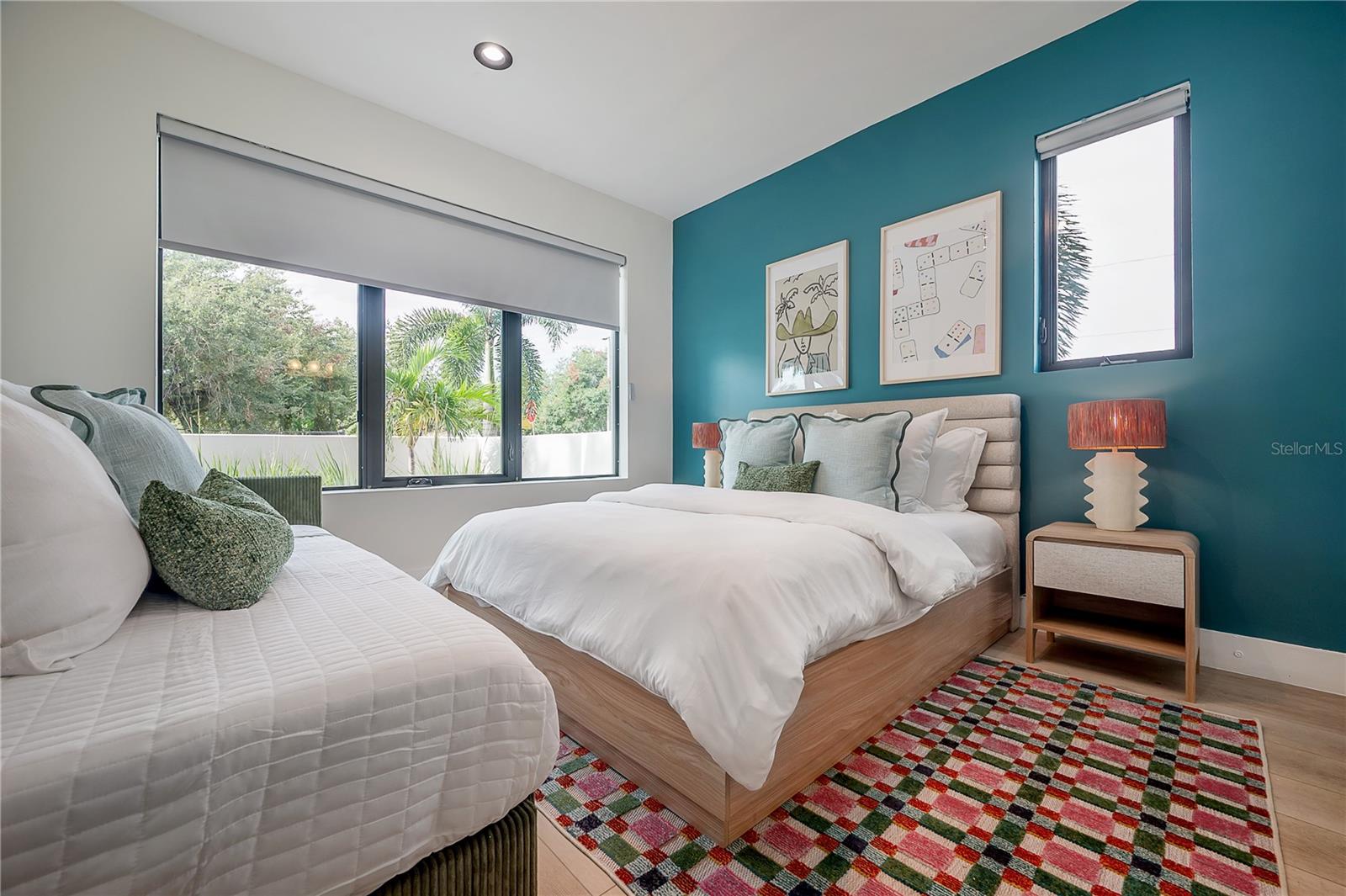 117 W GLADYS STREET 2