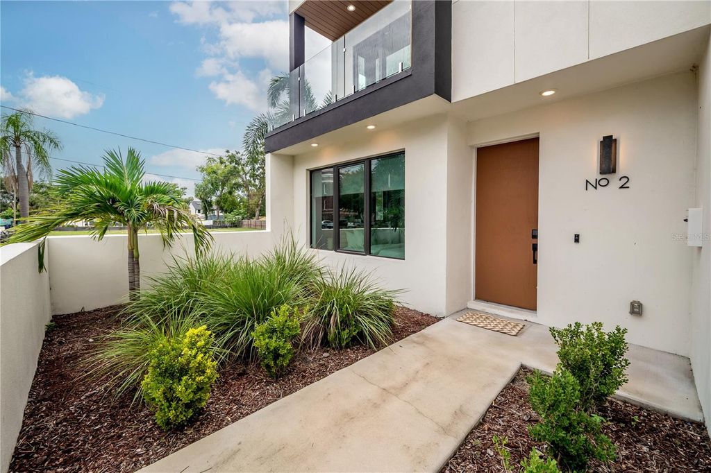 Photo of 117 W Gladys Street #2, Tampa, FL 33602 (MLS # TB8428523)