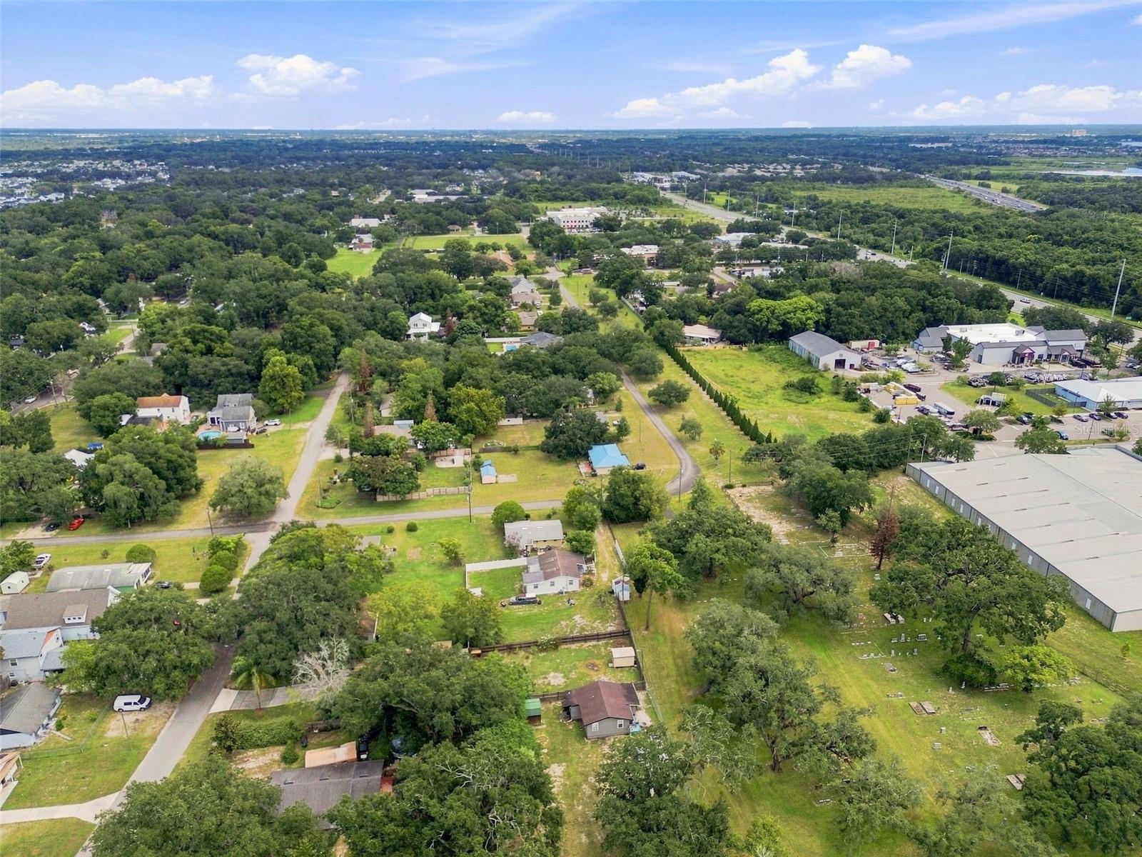 320 W SADLER AVENUE