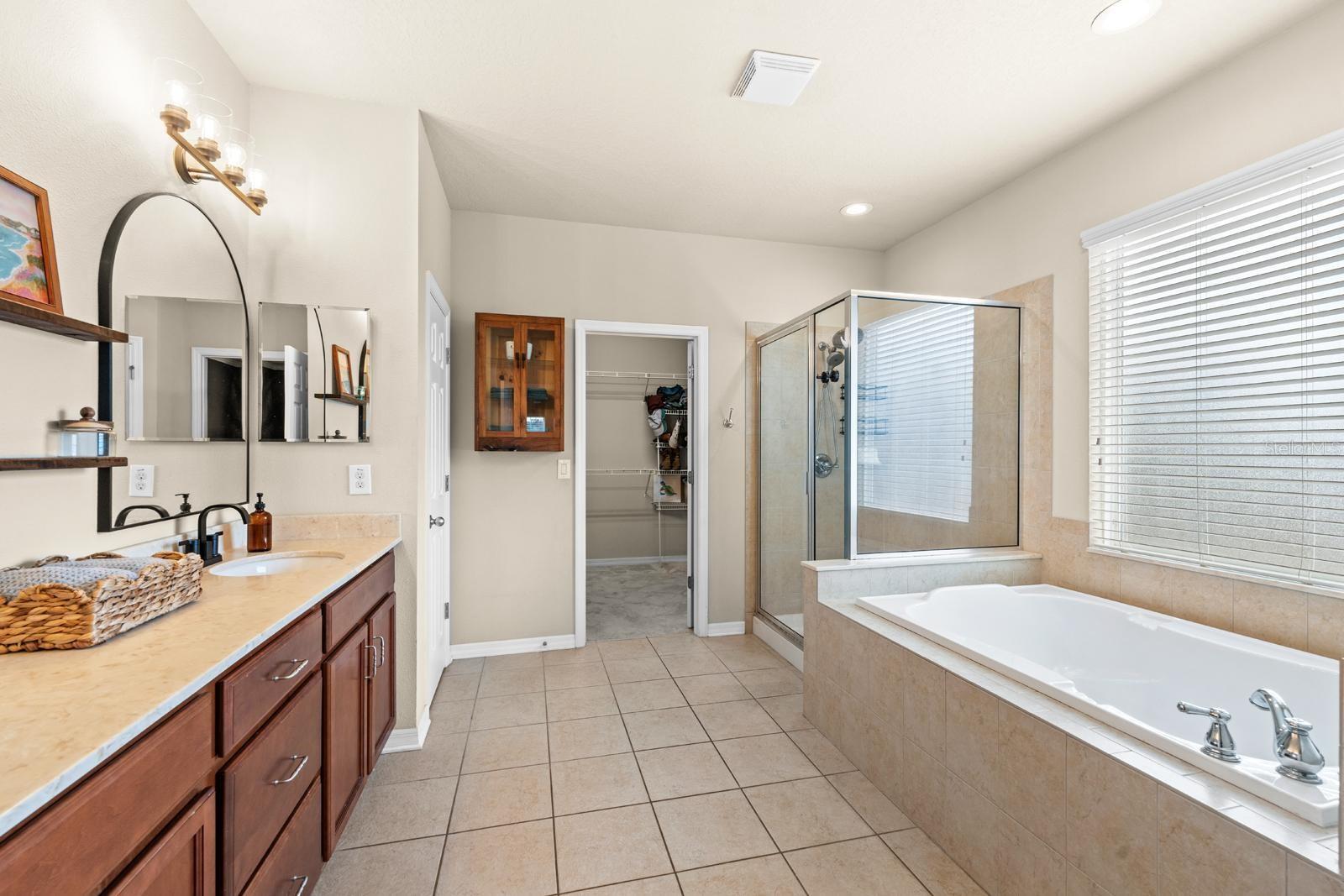 STARLING AT FISHHAWK PH IA - Residential