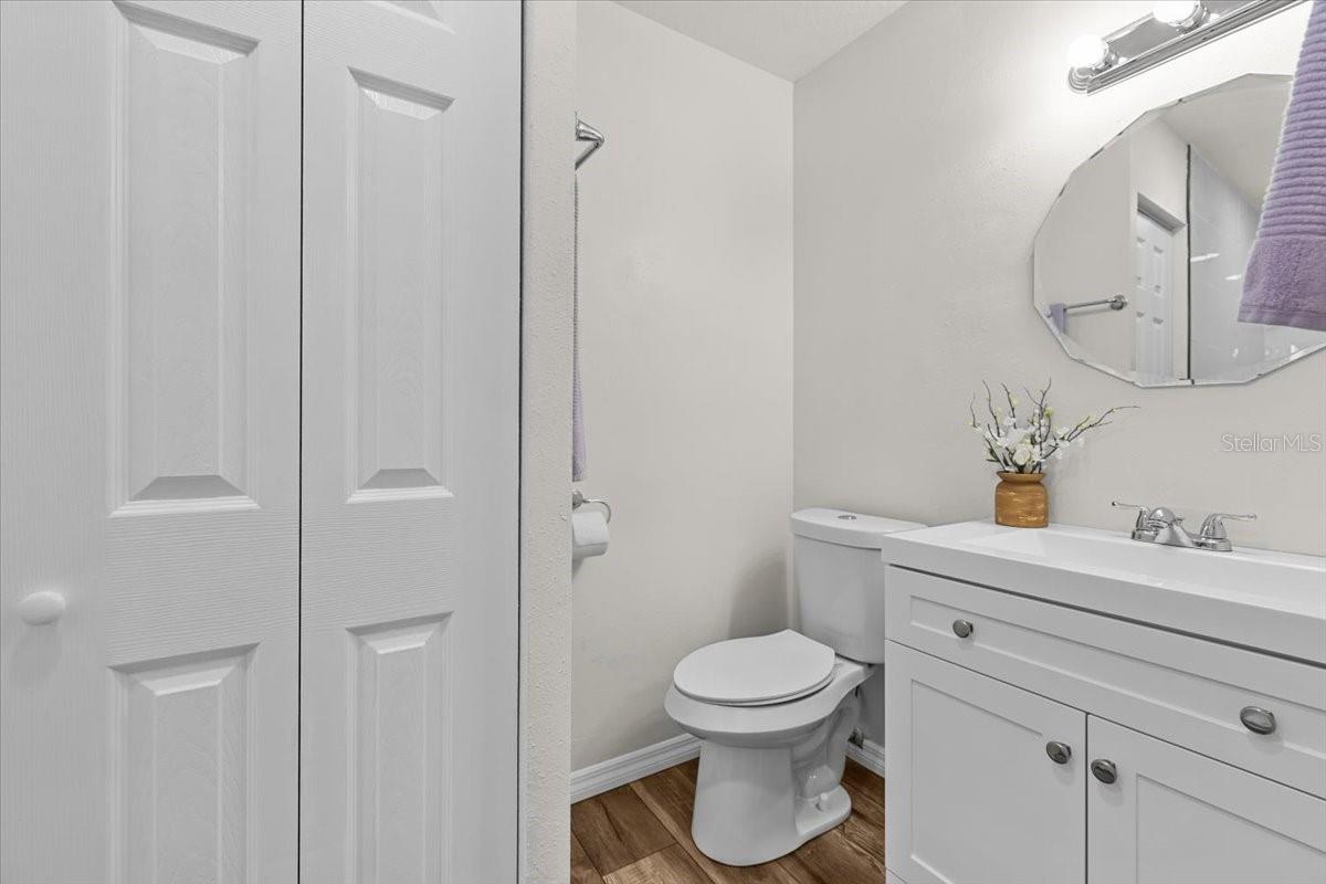 BREEZEWAY VILLAS CONDO TWNHS - Residential