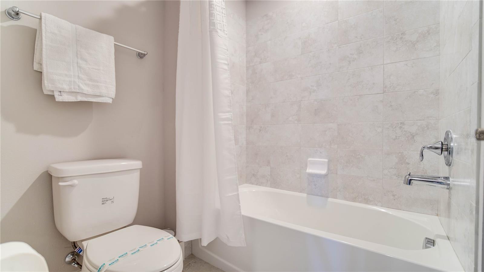 ARISHA ENCLAVE - Residential Lease