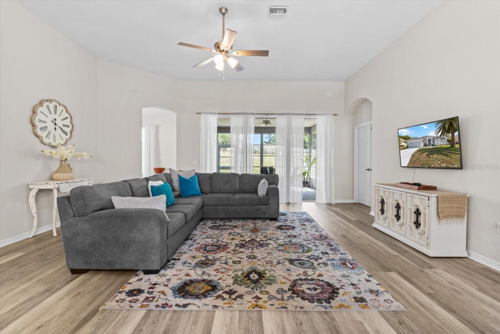 LAUREL RIDGE 01 - Residential