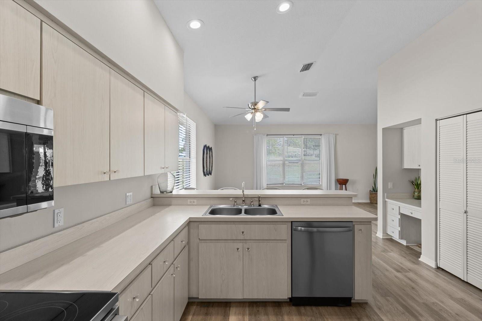LAUREL RIDGE 01 - Residential