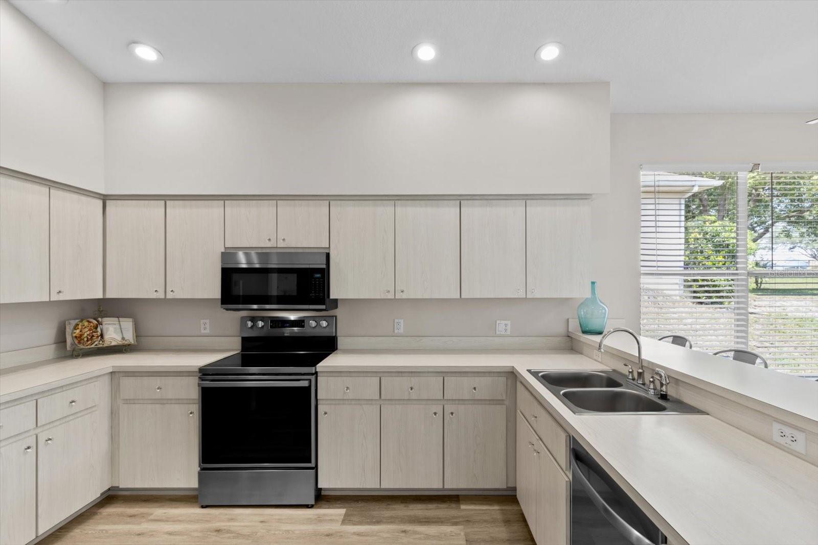 LAUREL RIDGE 01 - Residential