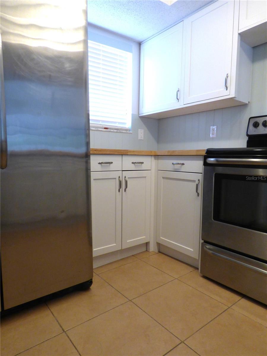 PINEWOOD VILLAS - Residential