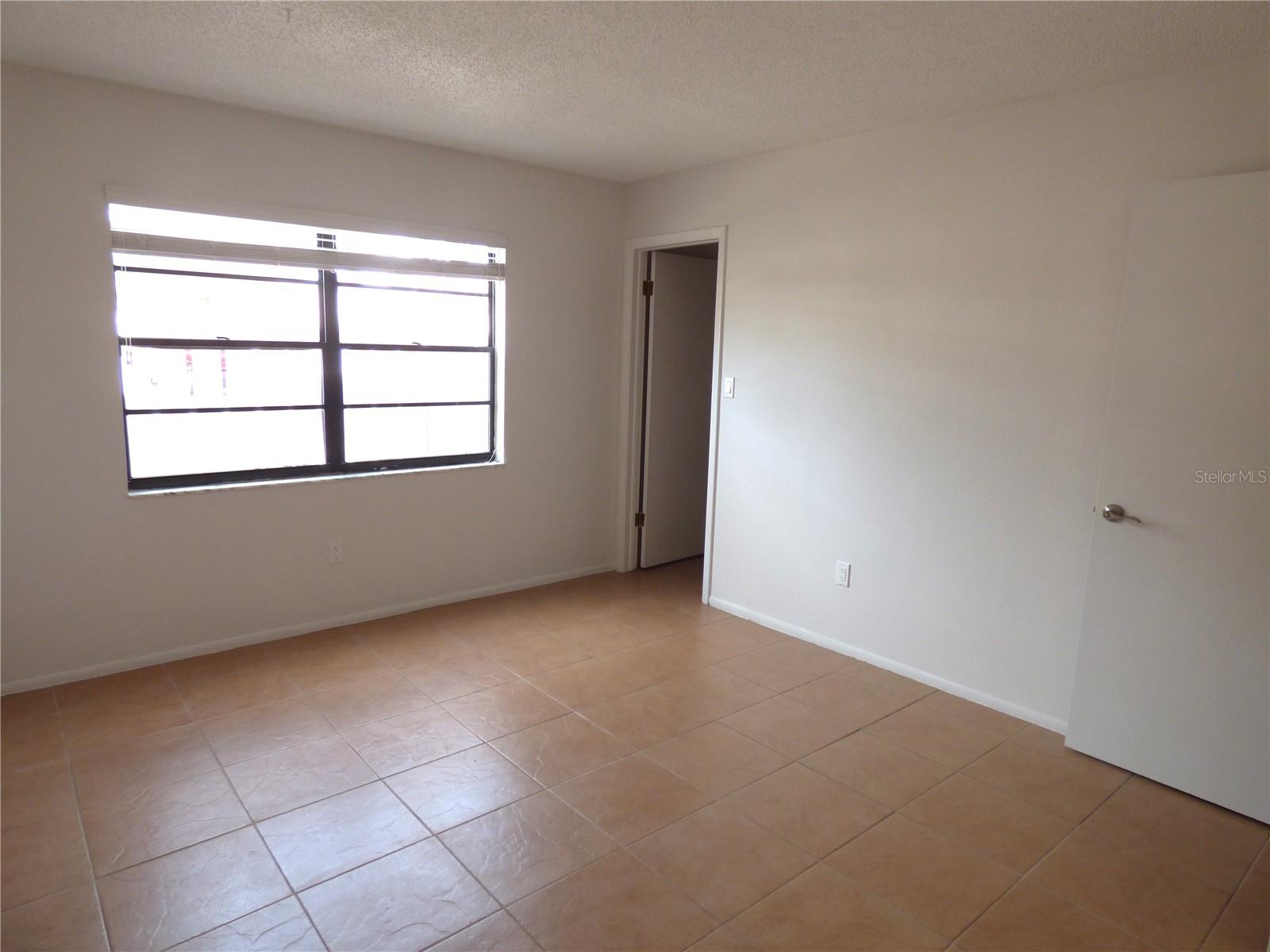 PINEWOOD VILLAS - Residential