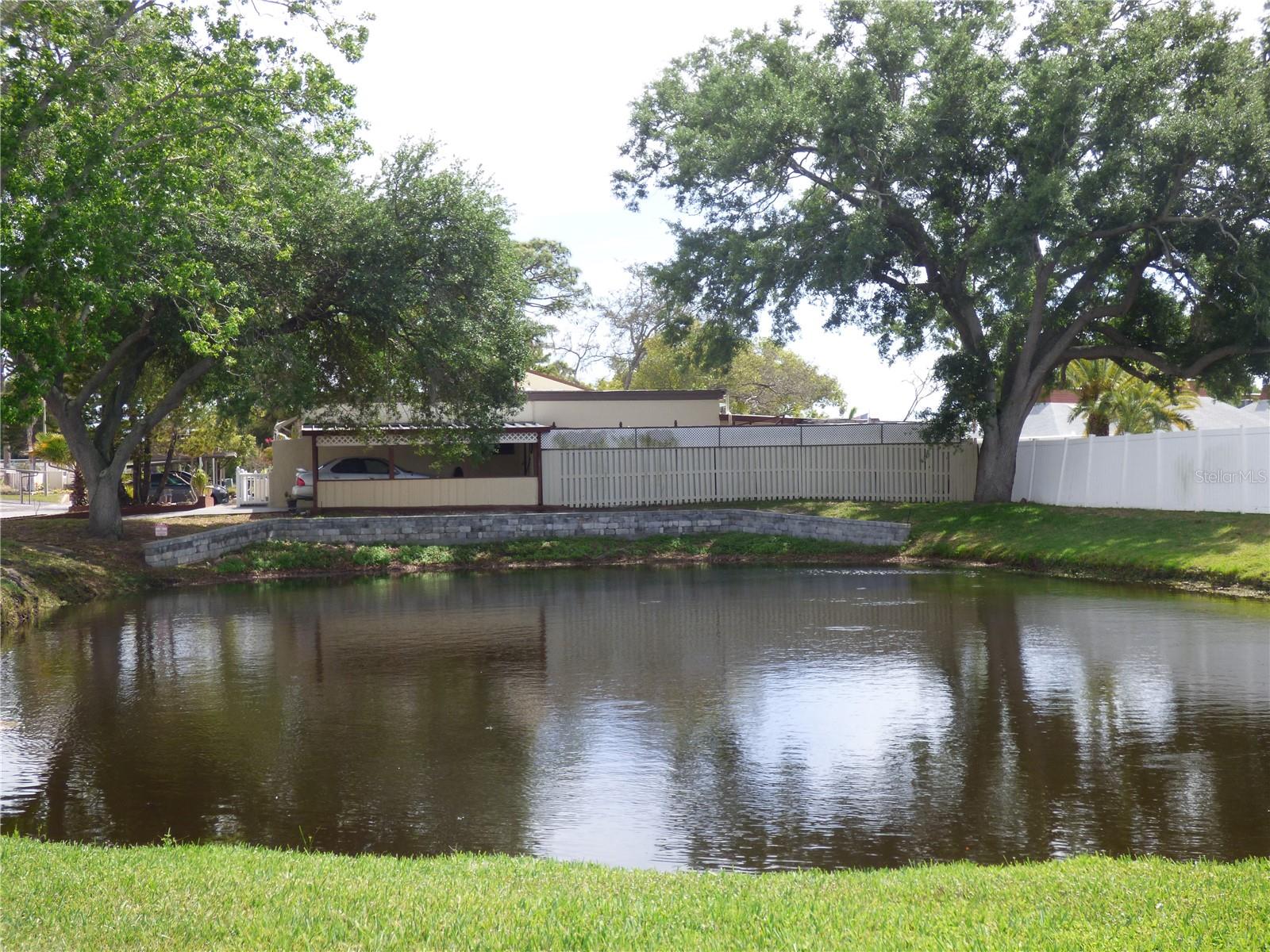 PINEWOOD VILLAS - Residential