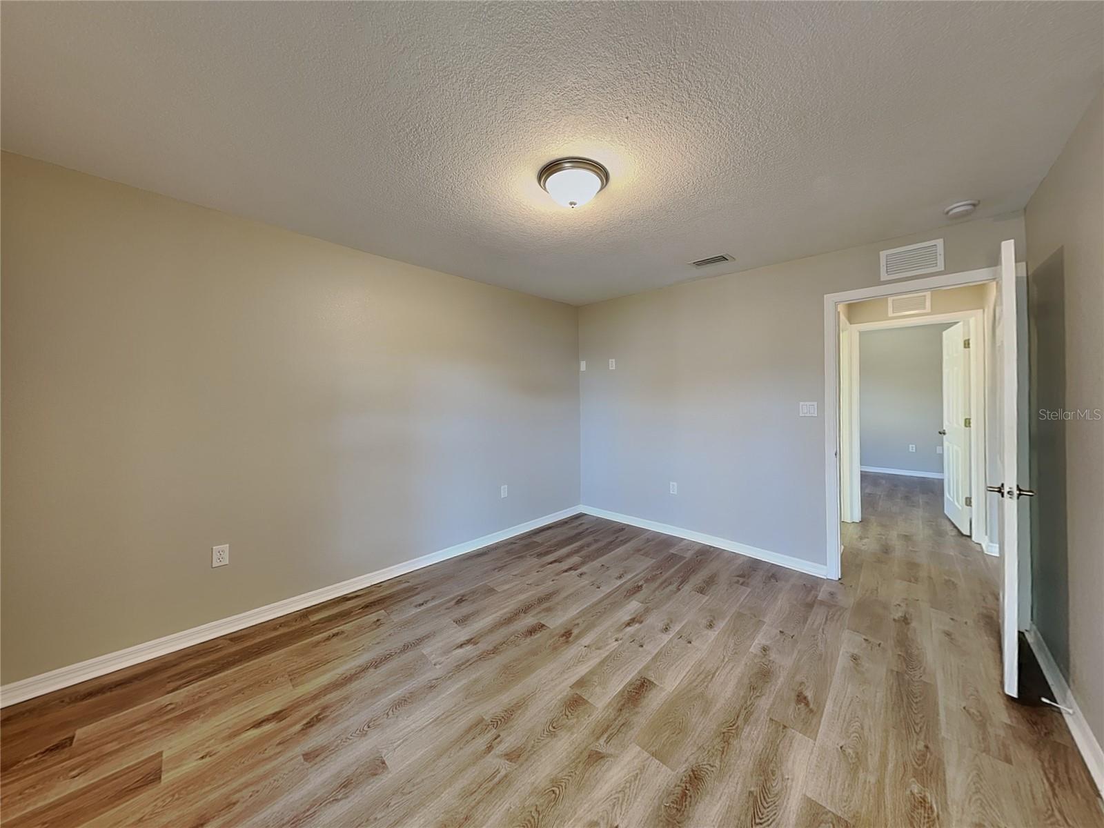 PUNTA GORDA ISLES SEC 20 - Residential Lease