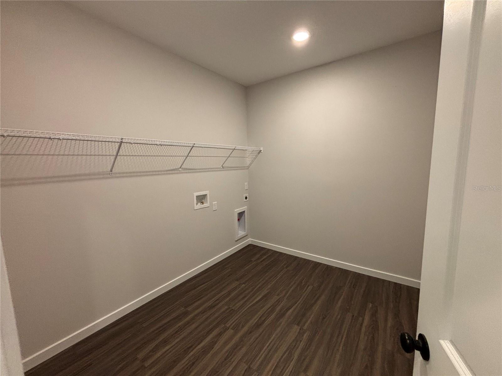 RESERVE EAST - Residential