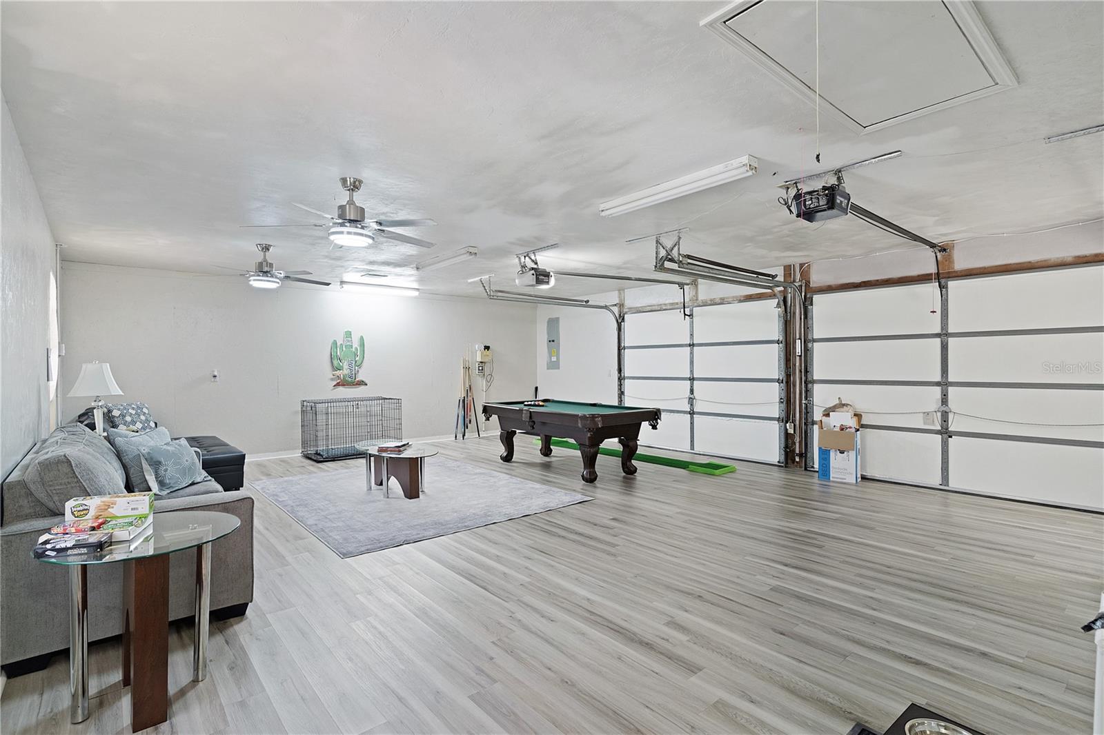 PINE RIDGE UNIT 03 - Residential