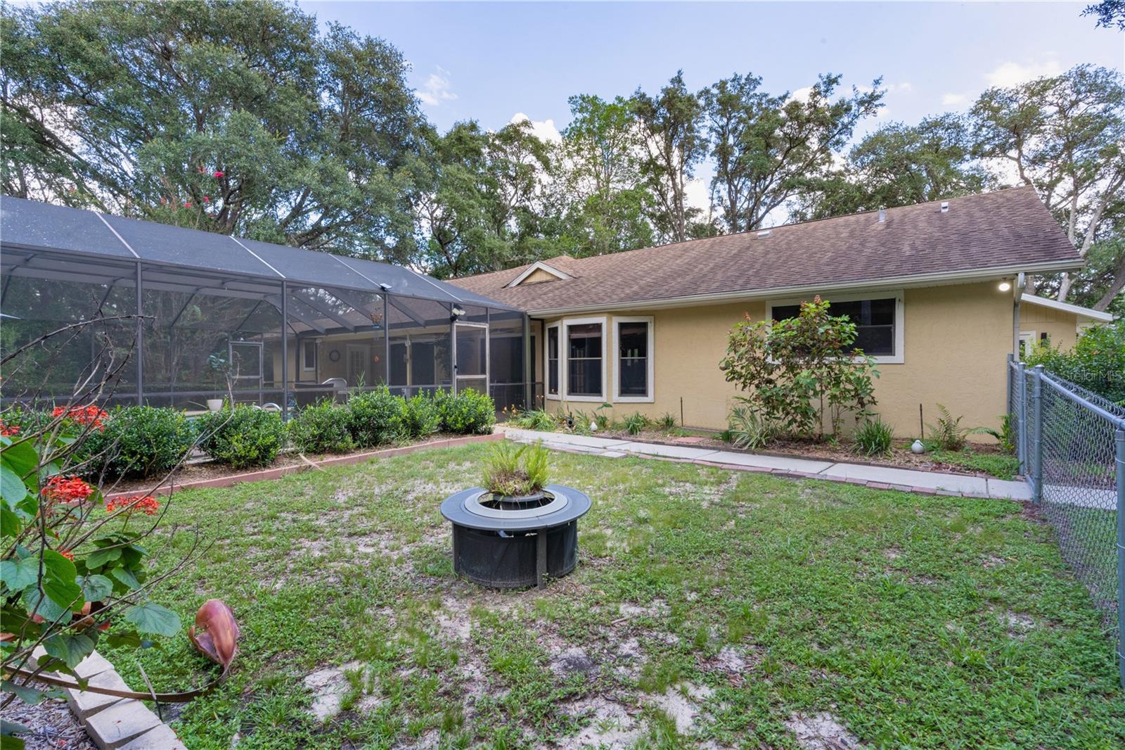 PINE RIDGE UNIT 03 - Residential