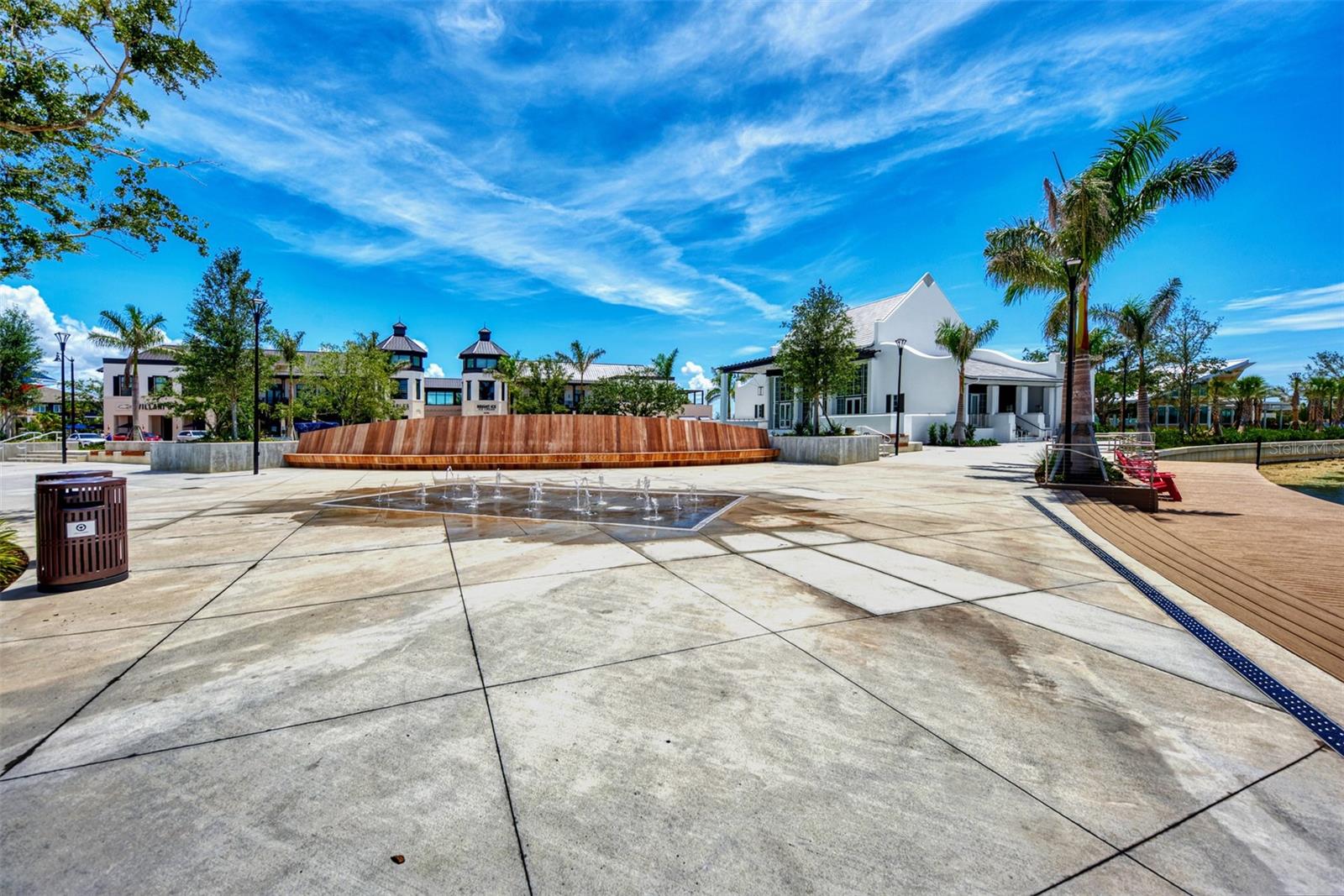 SARASOTA NATIONAL - Residential