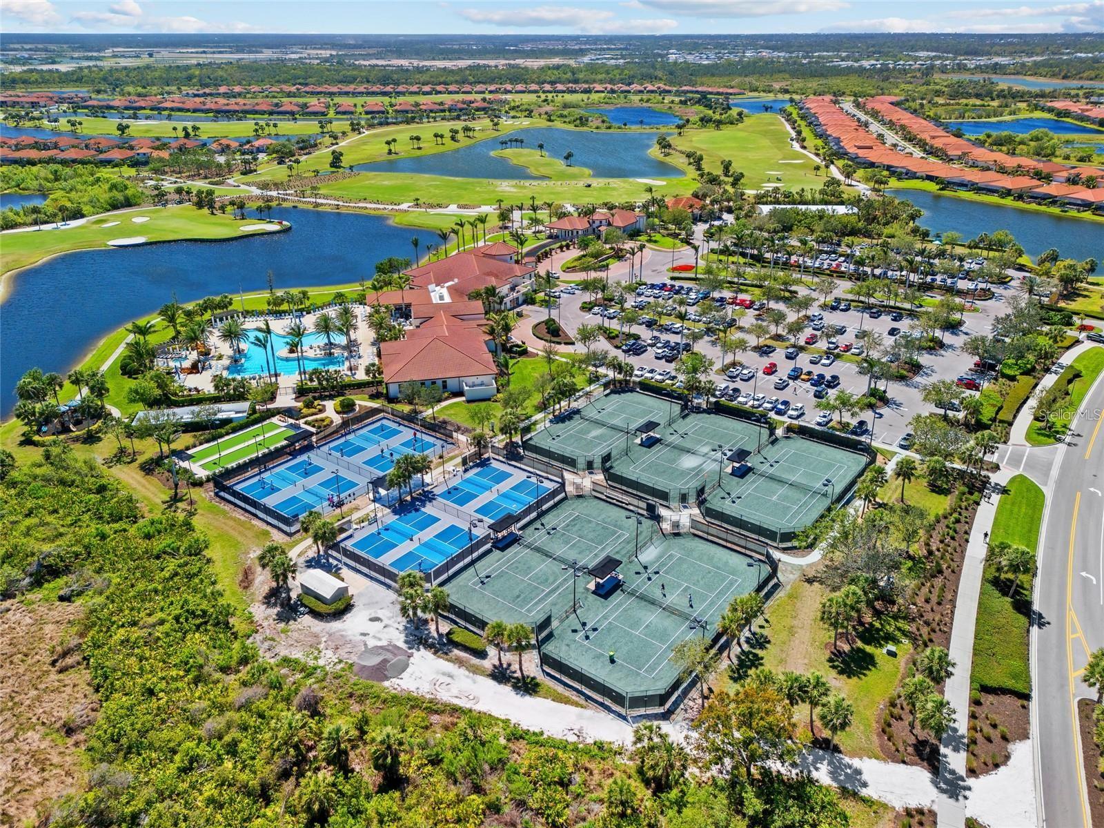 SARASOTA NATIONAL - Residential