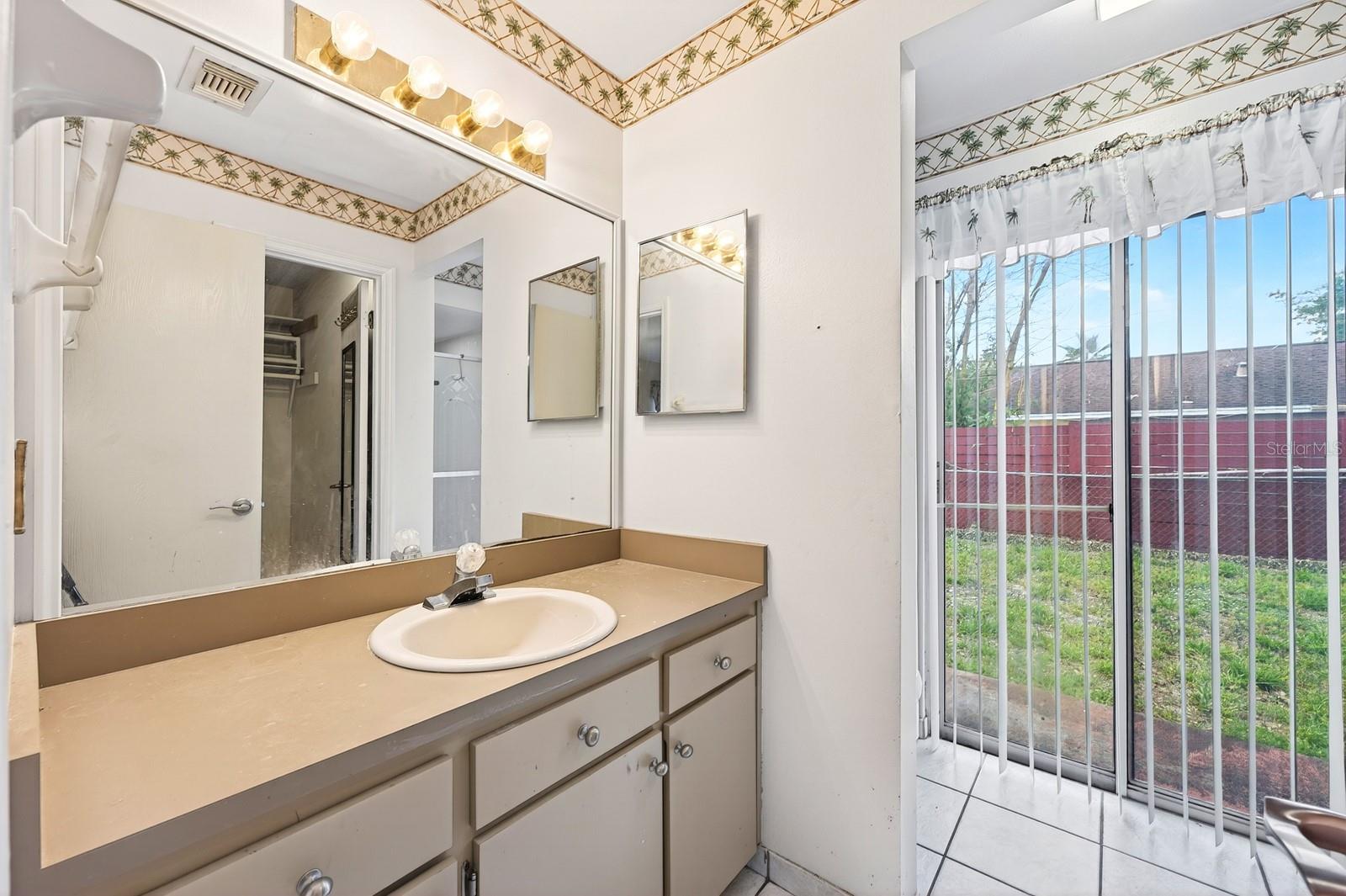 BVL UNIT 11 3RD ADD - Residential