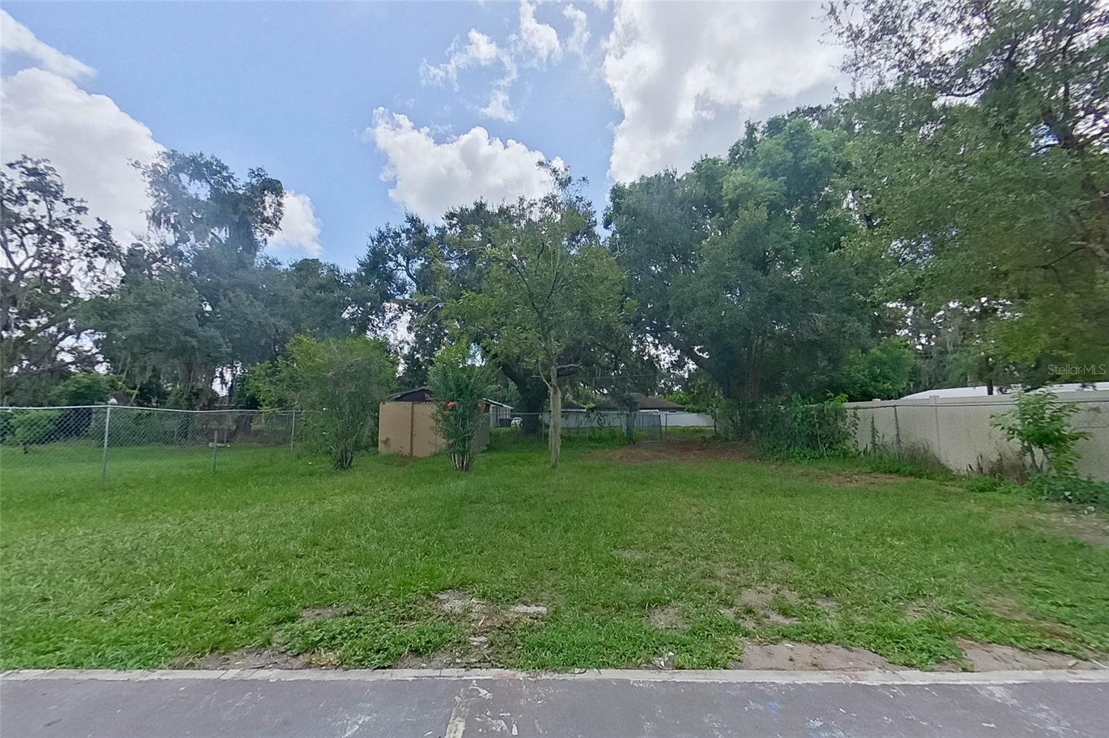 COLUMBIA CIRCLE - Residential Lease