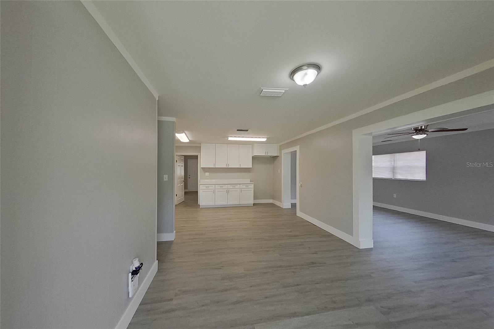 COLUMBIA CIRCLE - Residential Lease