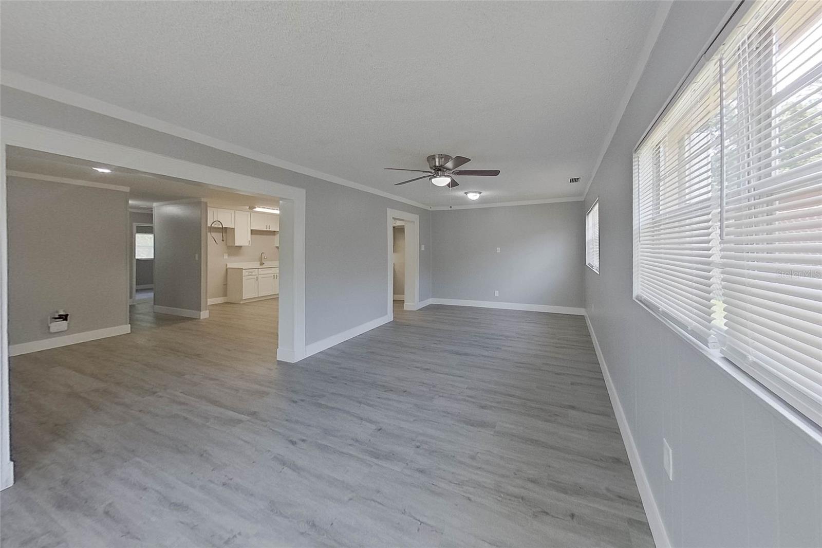 COLUMBIA CIRCLE - Residential Lease