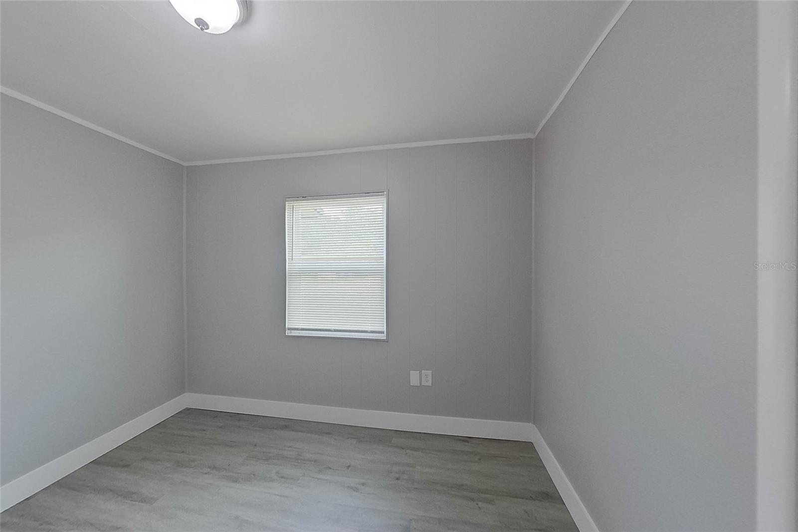 COLUMBIA CIRCLE - Residential Lease