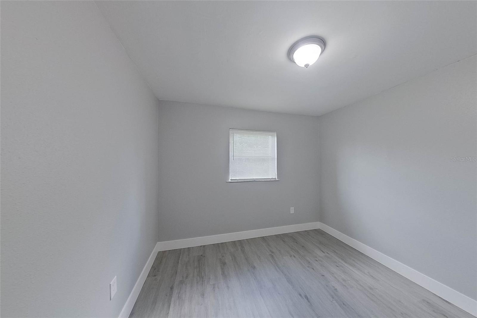 COLUMBIA CIRCLE - Residential Lease