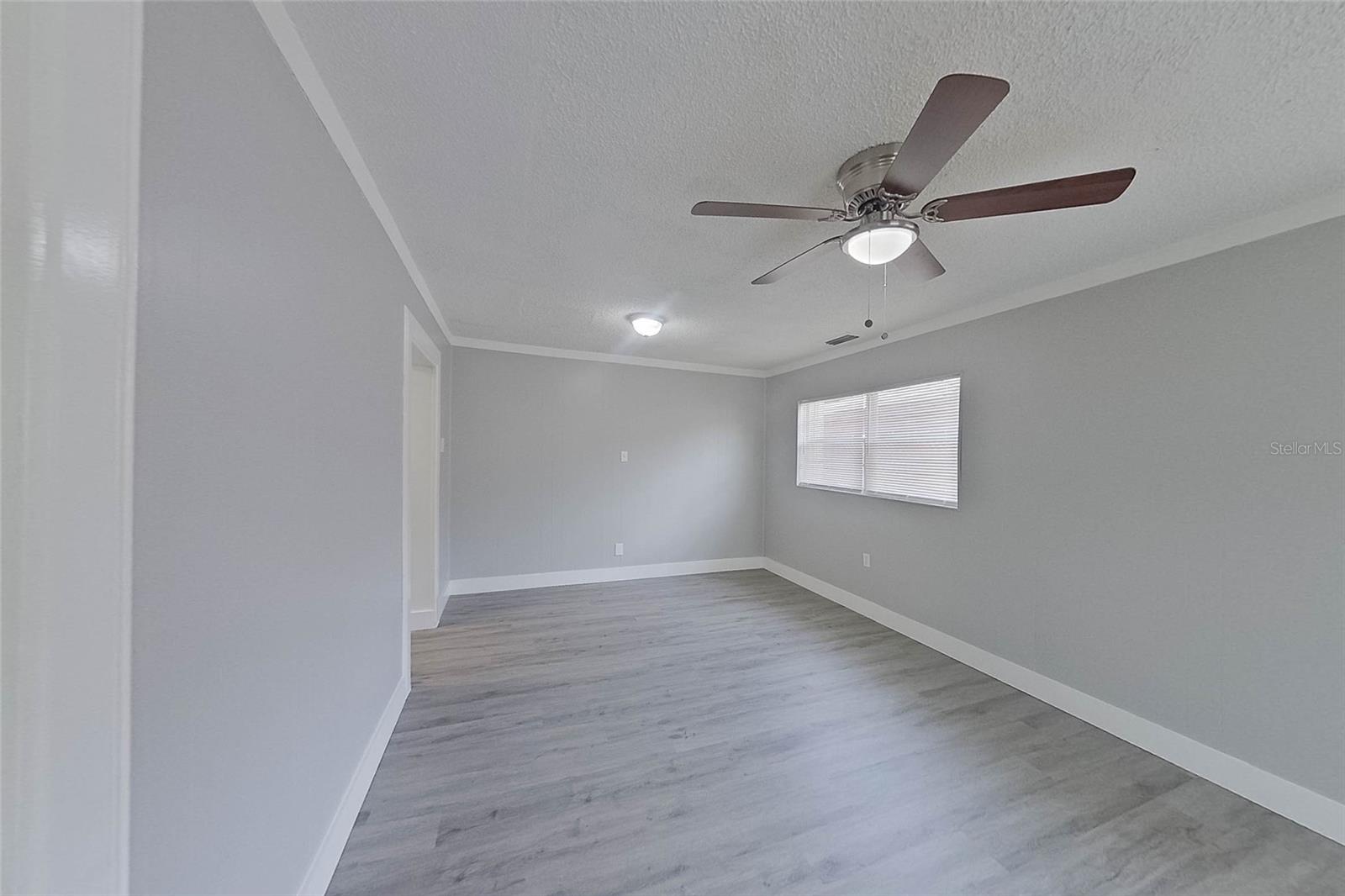 COLUMBIA CIRCLE - Residential Lease