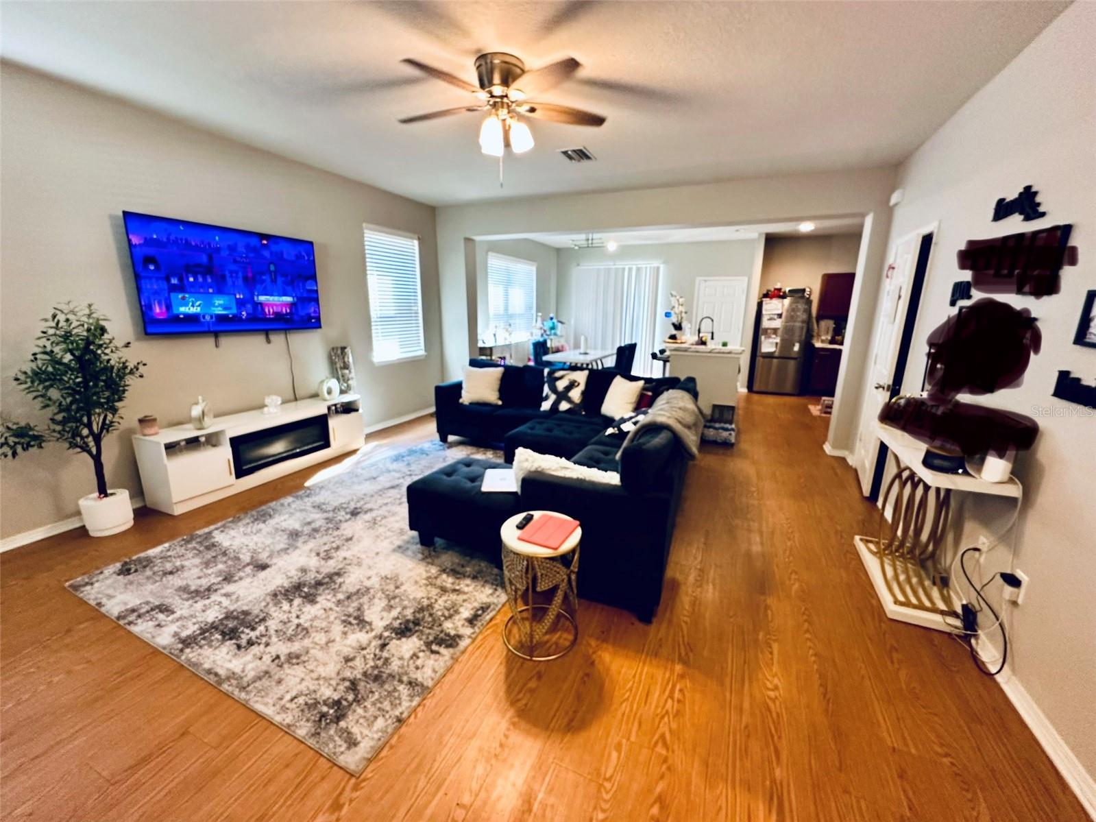 4411 BANYAN TREE PLACE