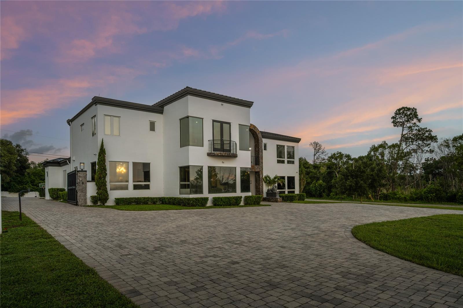 736 LAKE WINNEMISSETT DRIVE