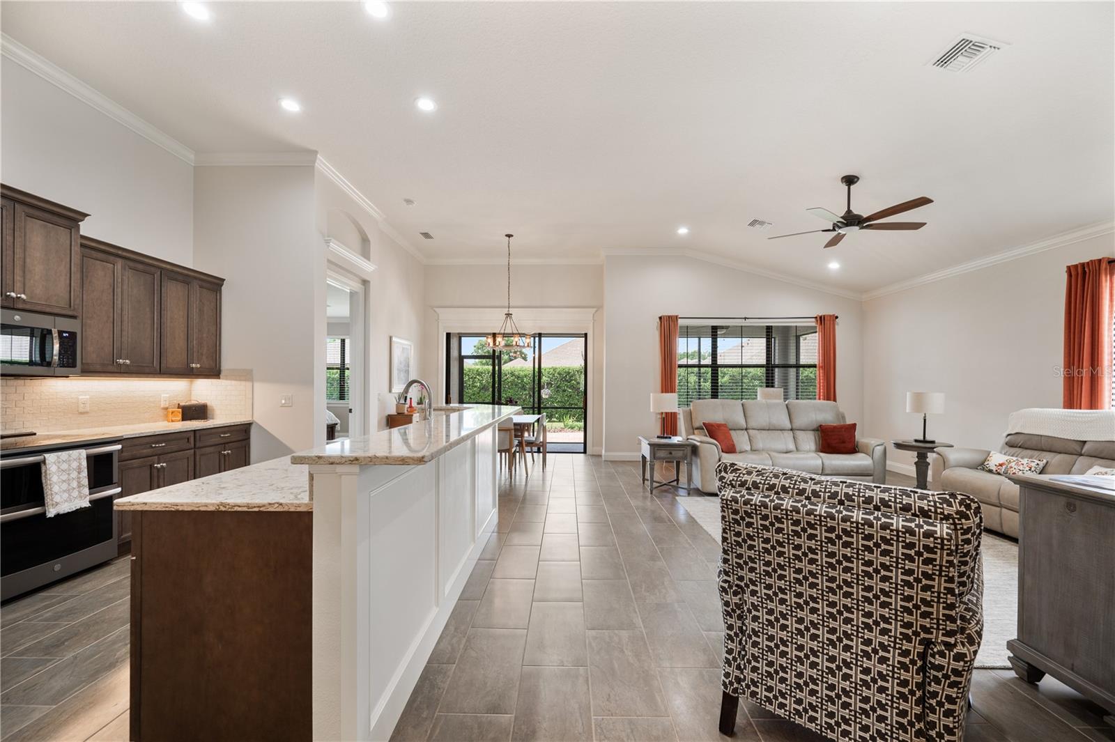 LAKE JAMES PH 3 - Residential