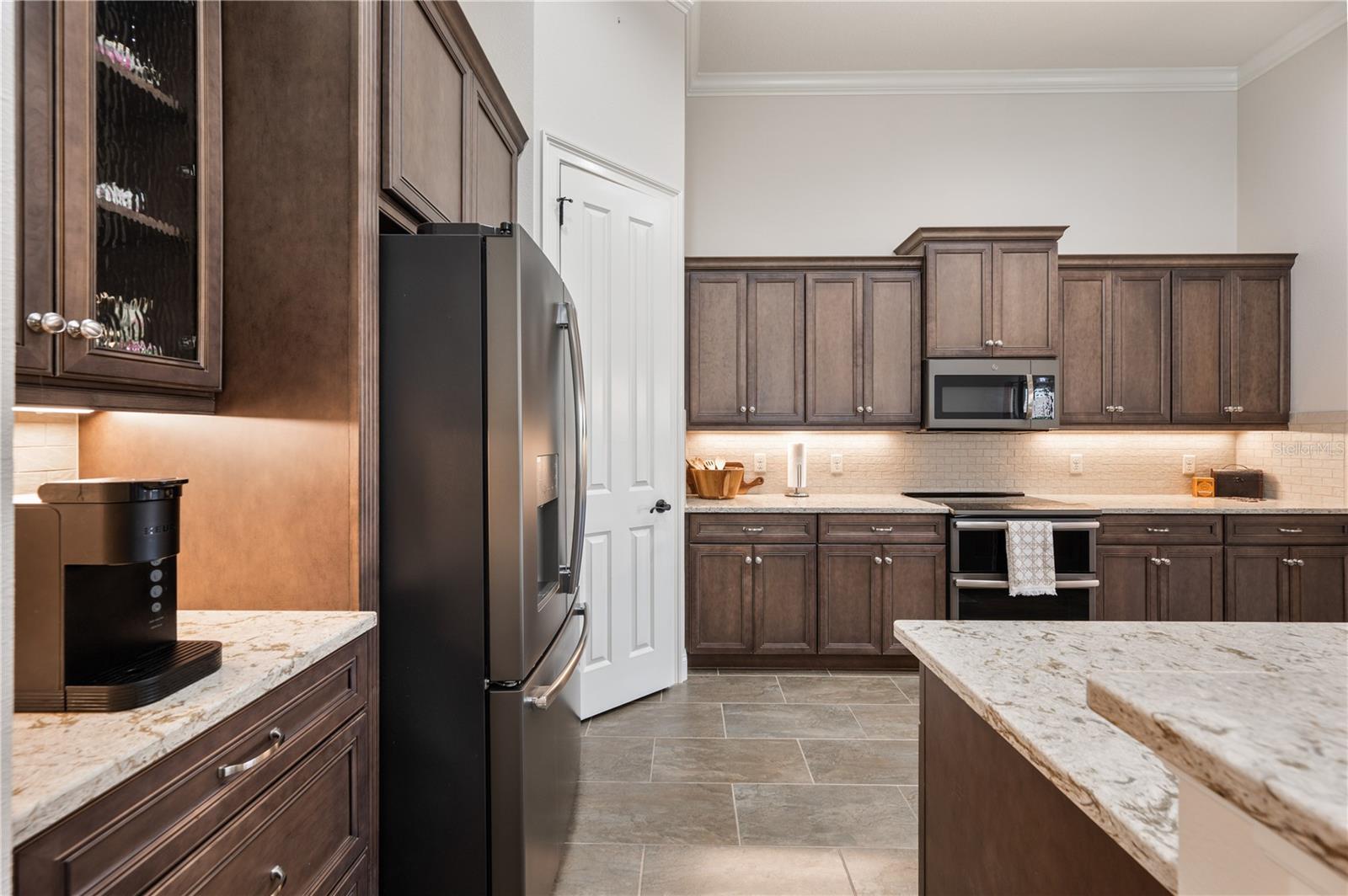 LAKE JAMES PH 3 - Residential