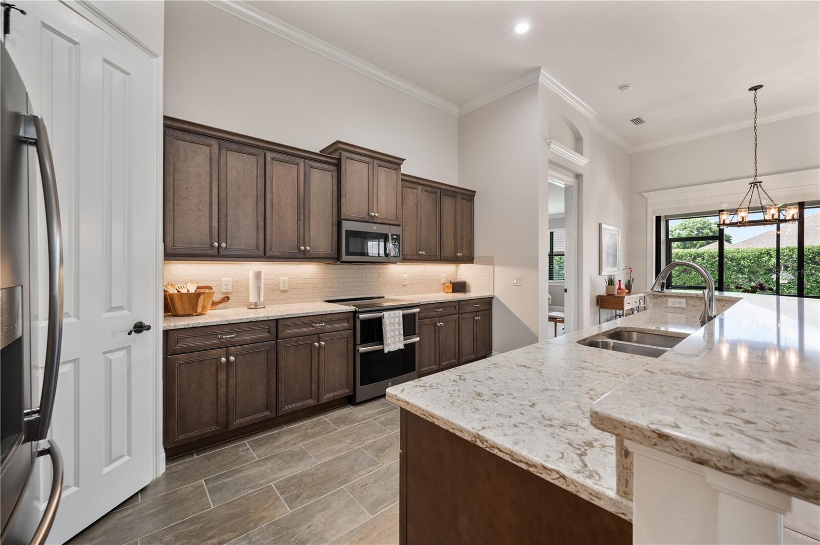LAKE JAMES PH 3 - Residential