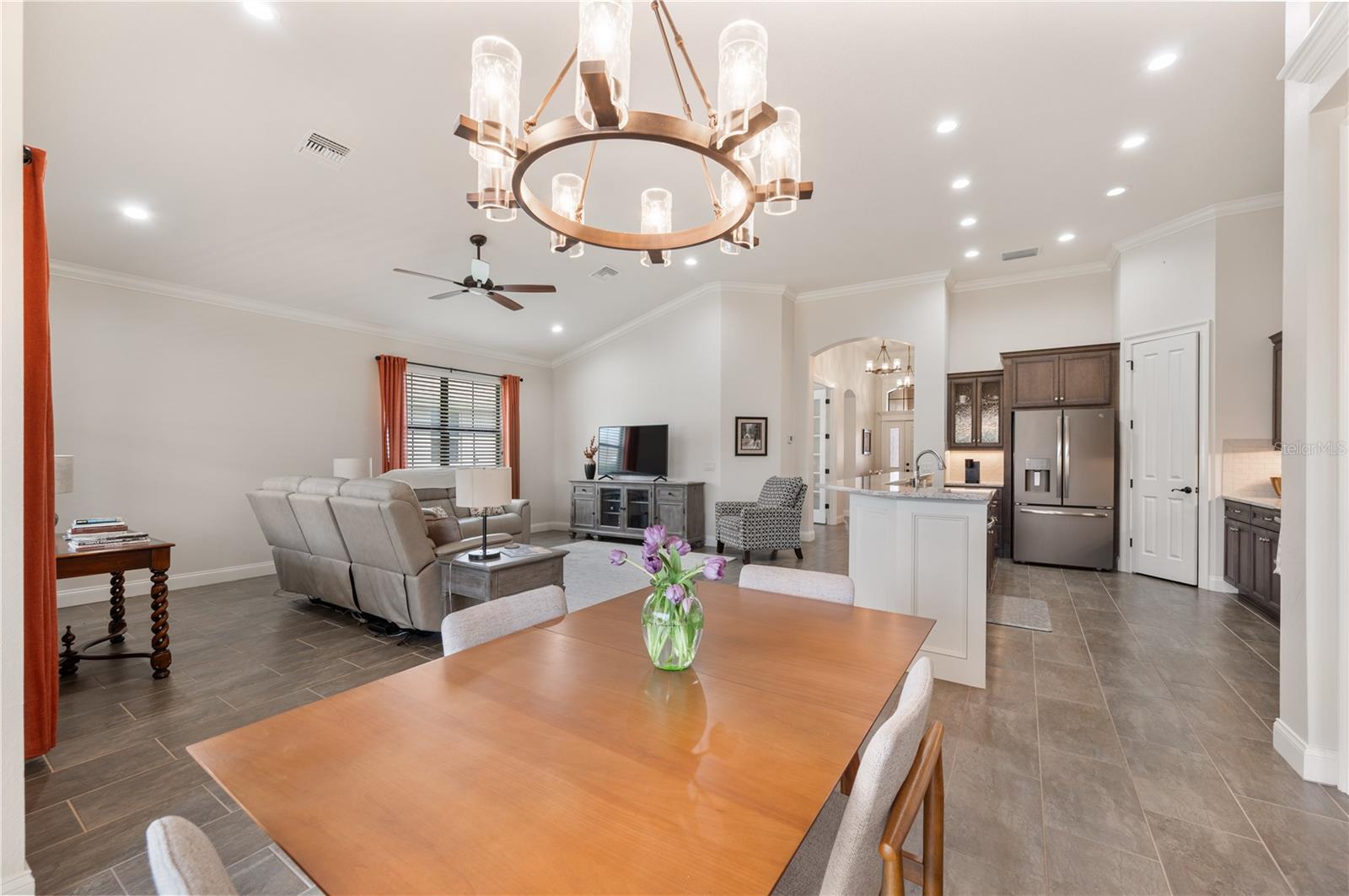 LAKE JAMES PH 3 - Residential