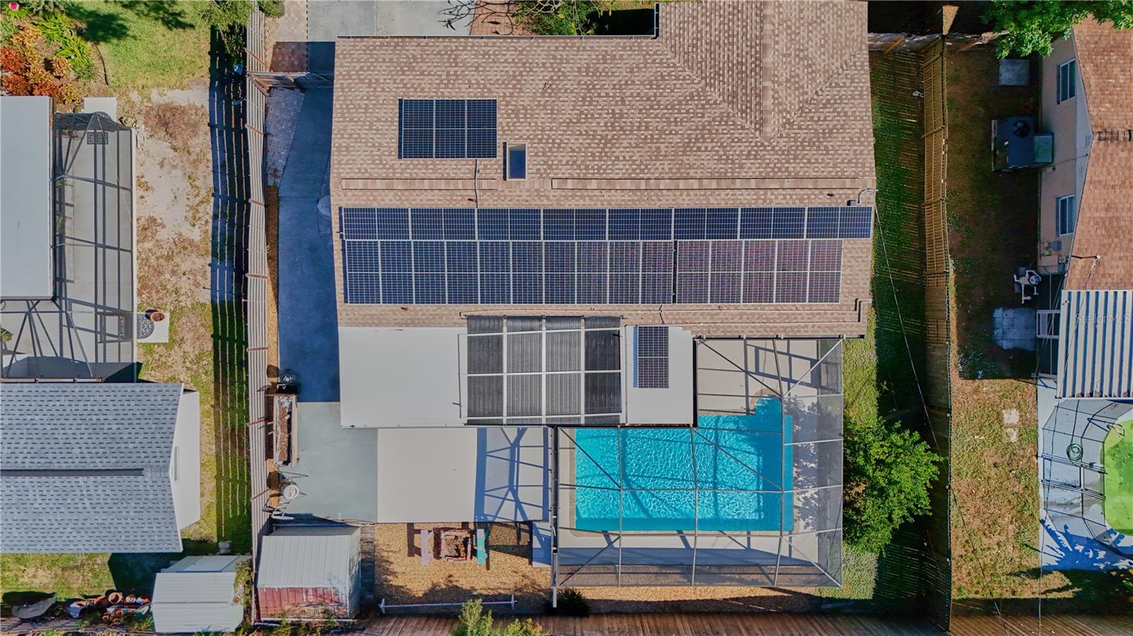 PALM LAKES - Residential