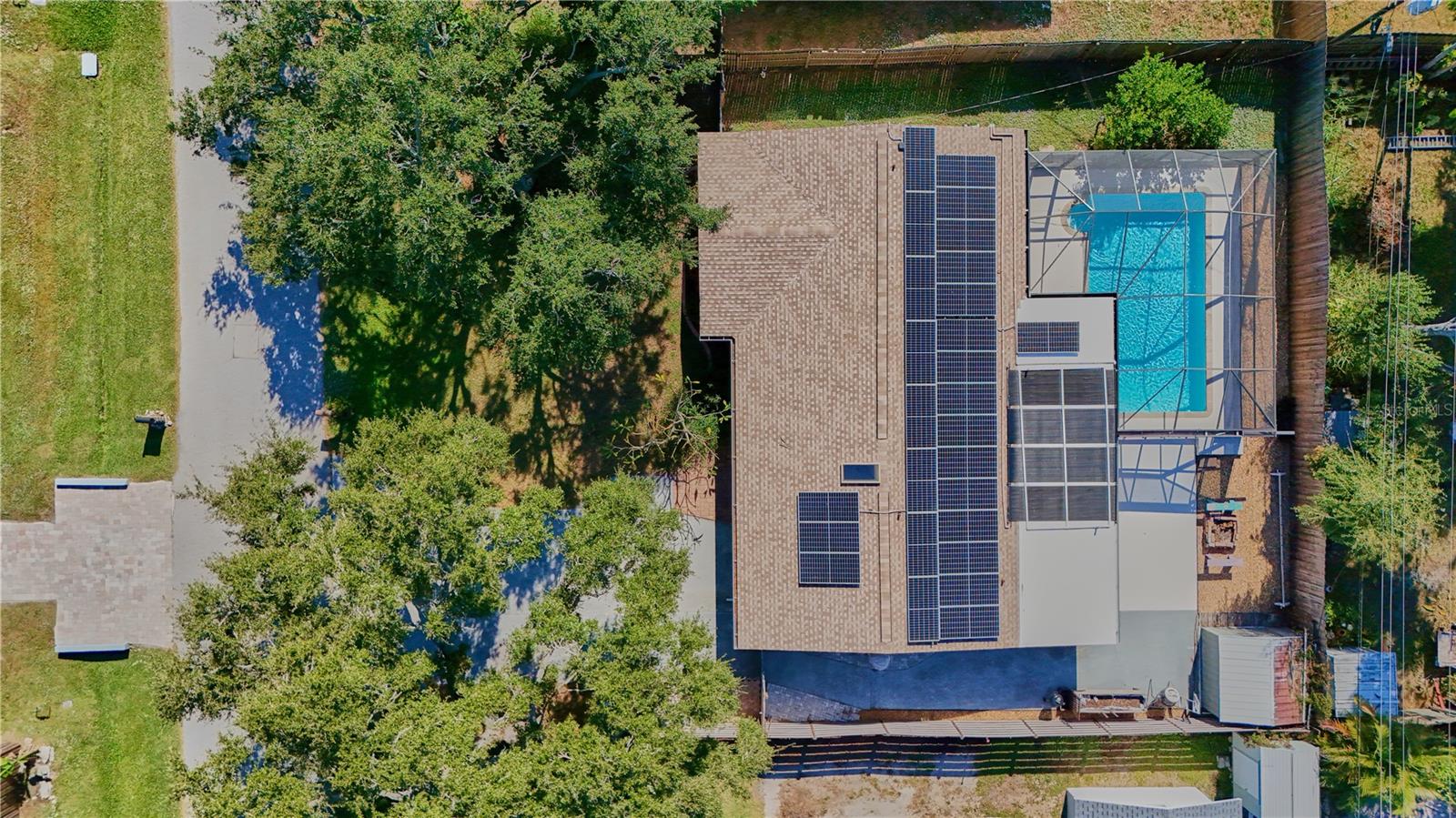 PALM LAKES - Residential