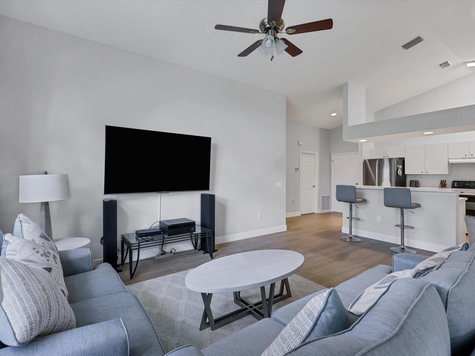 PINEHURST VILLAGE SEC 2 PH B - Residential Lease