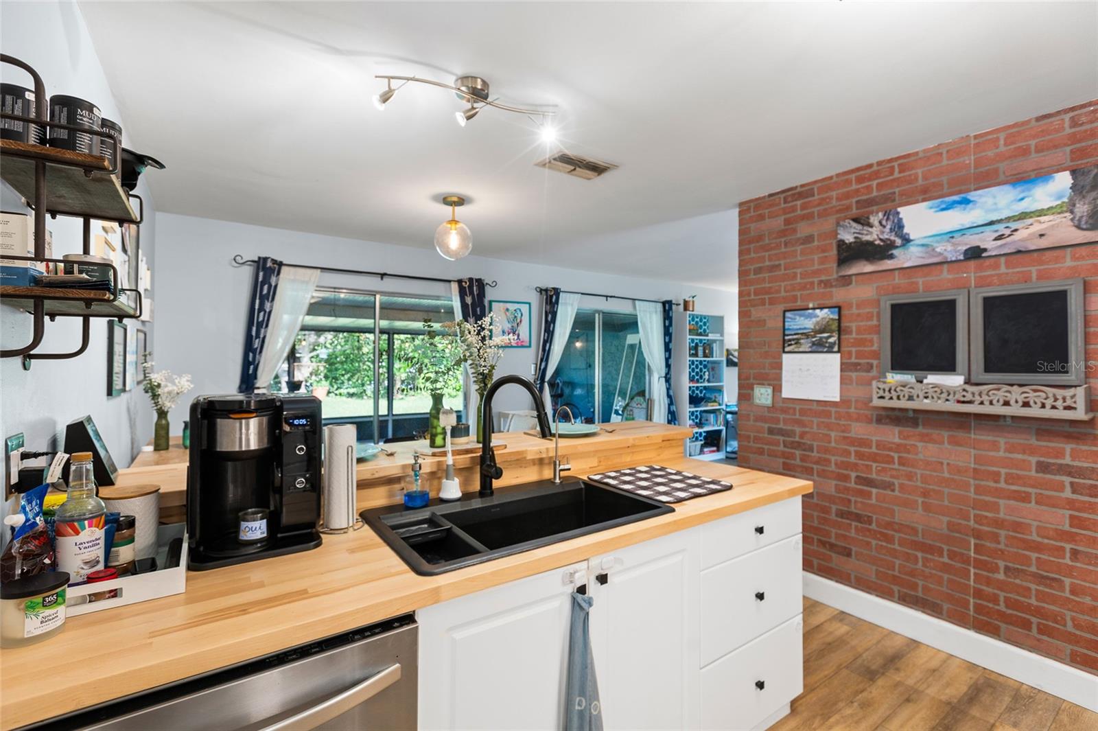 MONTPELIER VILLAGE PH 01 - Residential