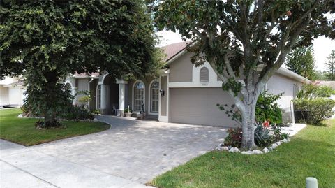 Photo of 10303 Newington Drive, Orlando, FL 32836 (MLS # O6341385)