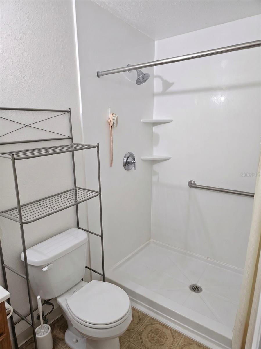 GREENDALE ESTATES 3RD ADD - Residential