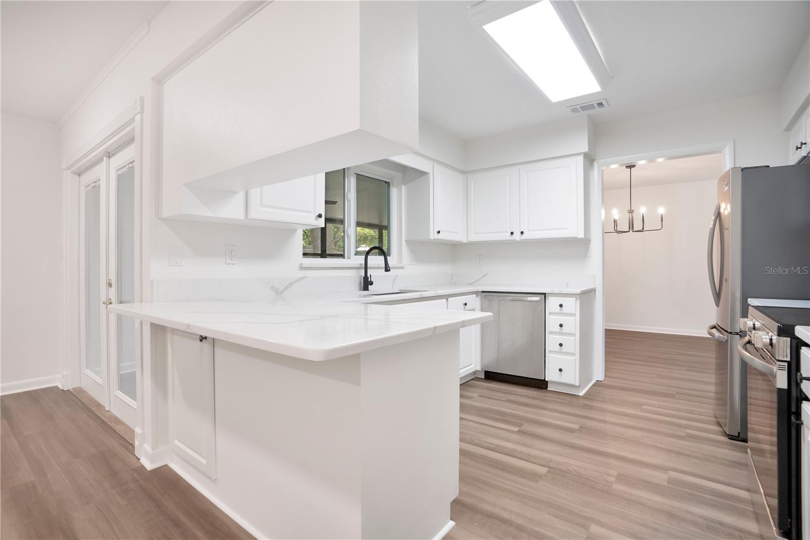 VALLEY HILL - Residential