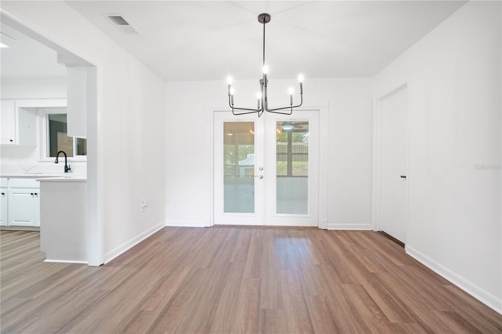 VALLEY HILL - Residential