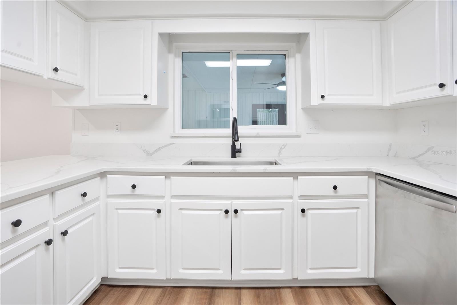 VALLEY HILL - Residential