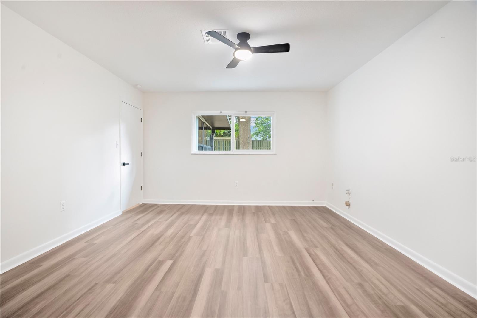 VALLEY HILL - Residential