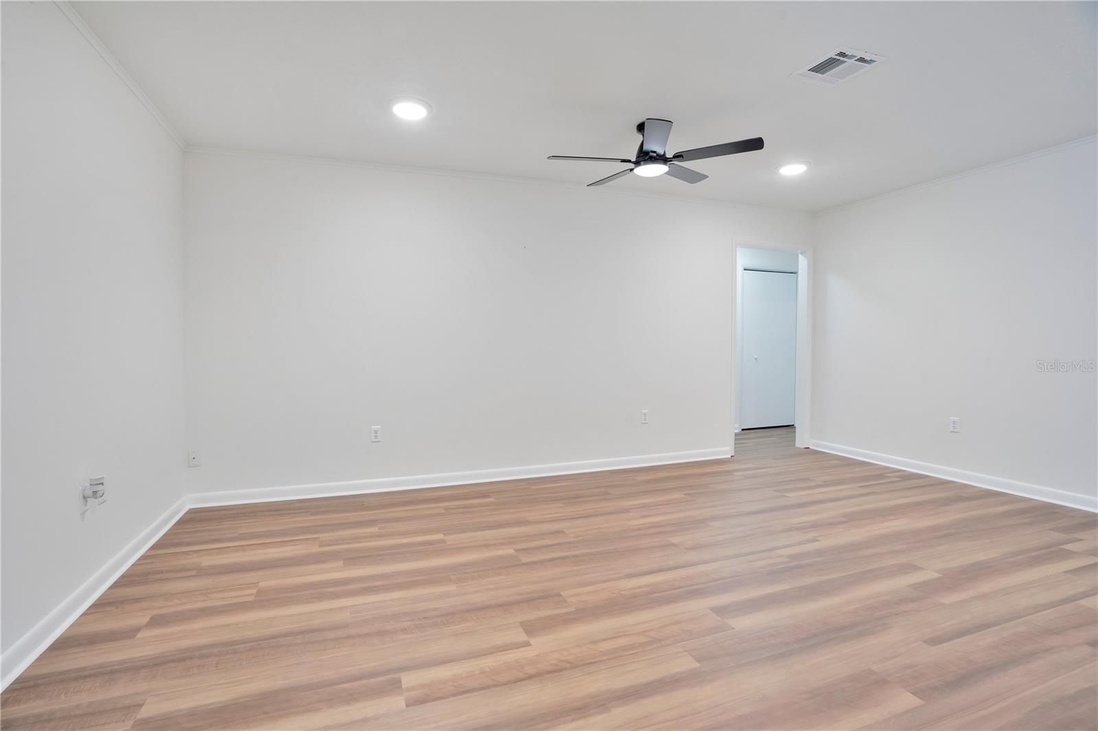 VALLEY HILL - Residential