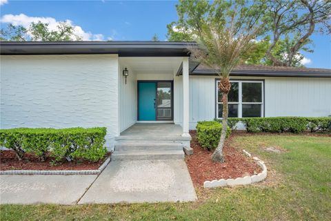 Photo of 1307 Valley Hill Drive, Lakeland, FL 33813 (MLS # L4960698)