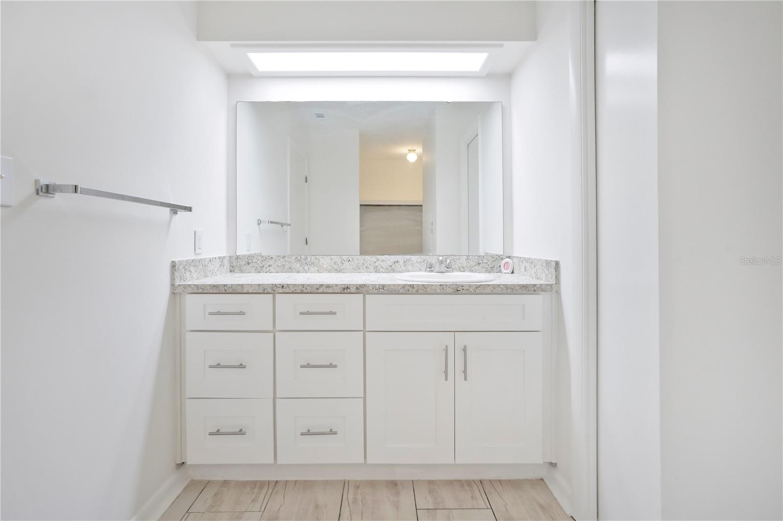 VALLEY HILL - Residential