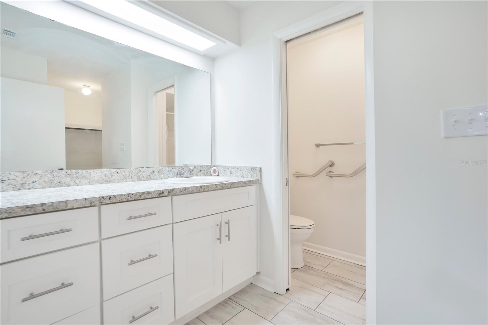 VALLEY HILL - Residential