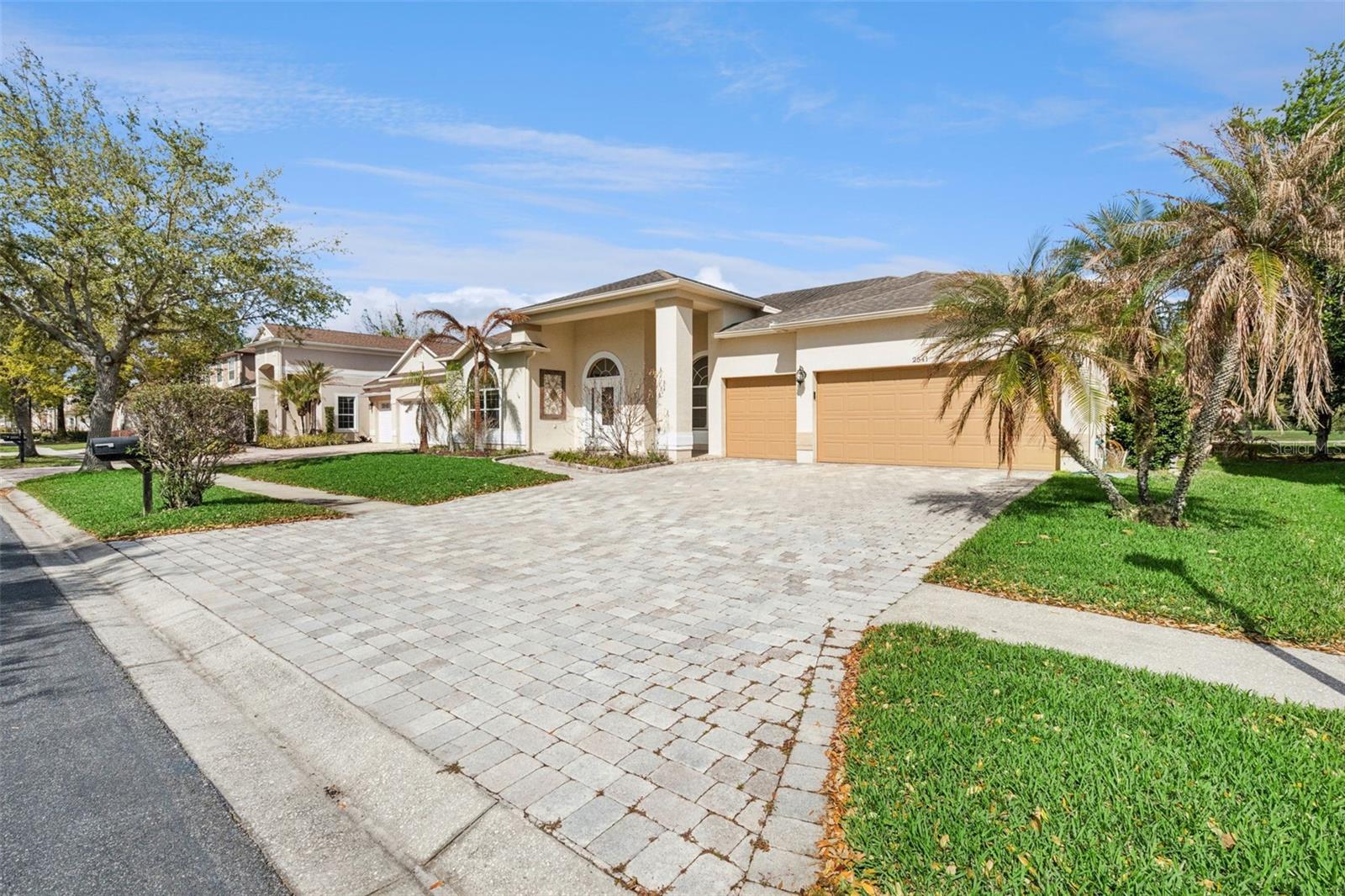 STONEYBROOK - Residential